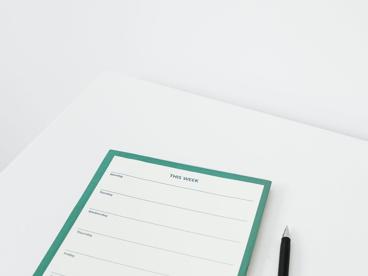 Weekly planner used to schedule flexible tutoring sessions